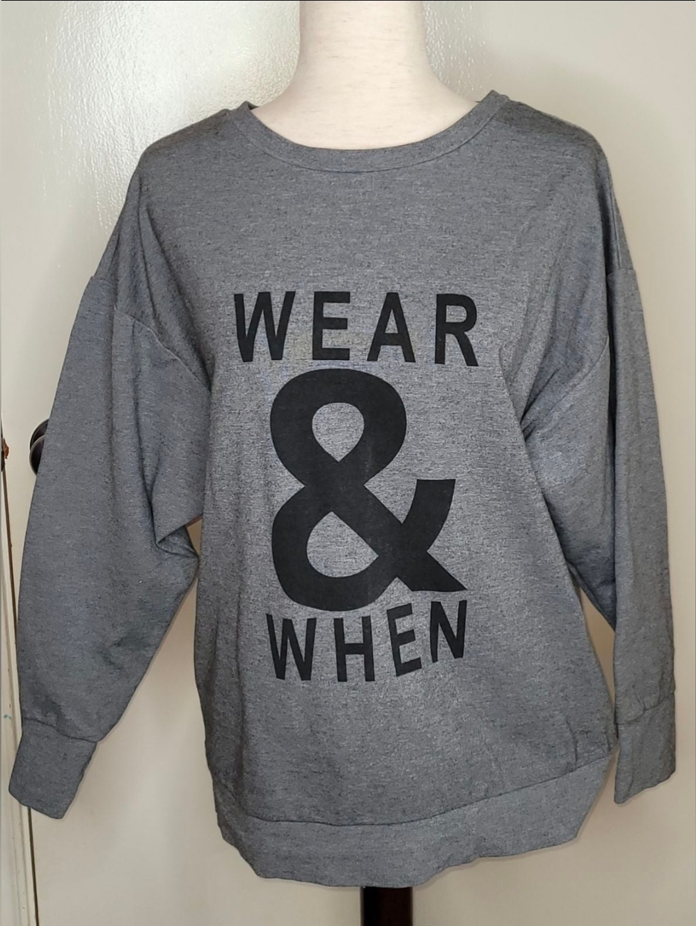 Banana Republic Wear & When Sweatshirt medium